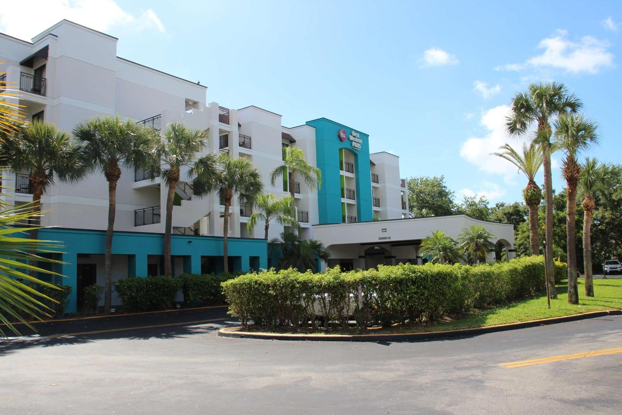 Best Western Plus Deerfield Beach Hotel & Suites Exterior photo